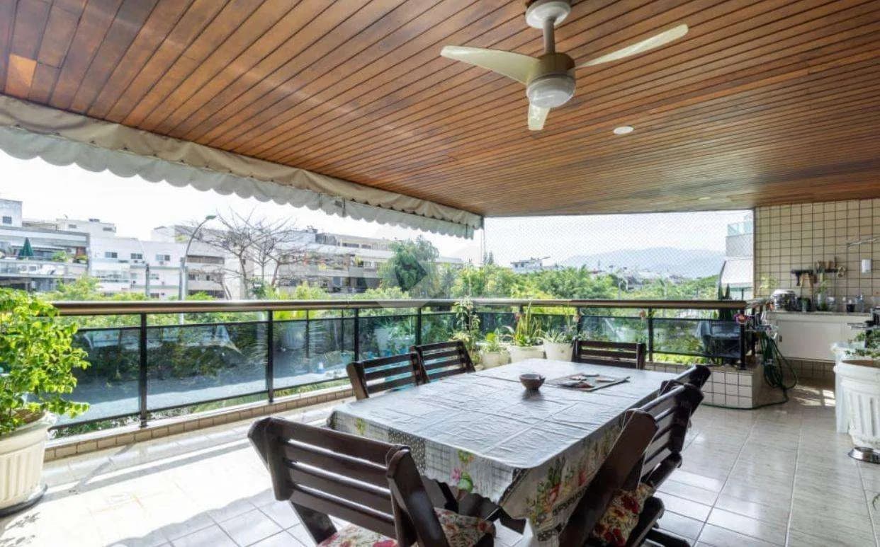 Apartamento em Recreio dos Bandeirantes — Gleba B