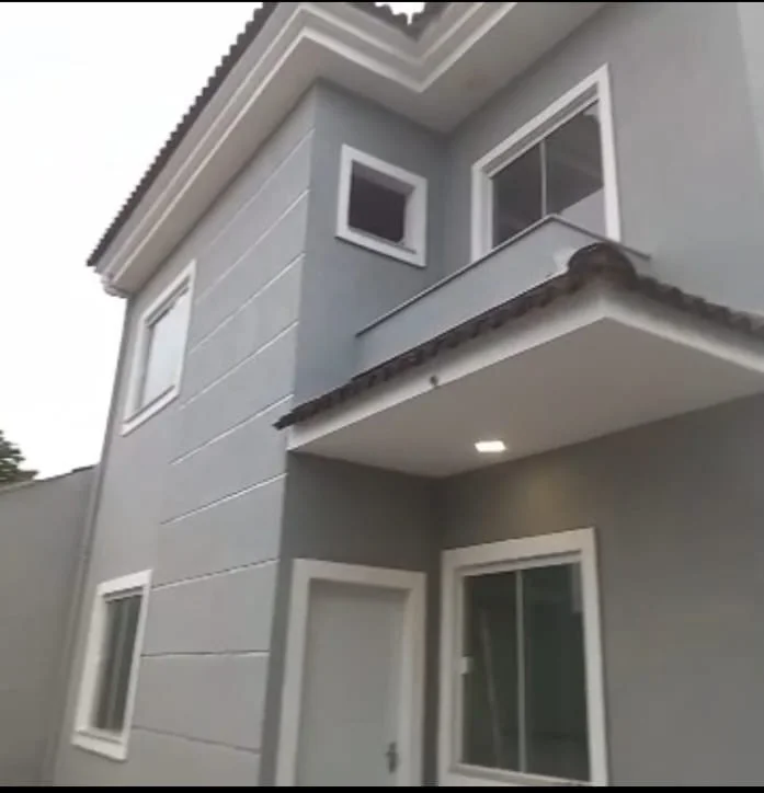Casa com 2 suítes, área gourmet e 2 vagas próxima ao ParkShopping Campo Grande