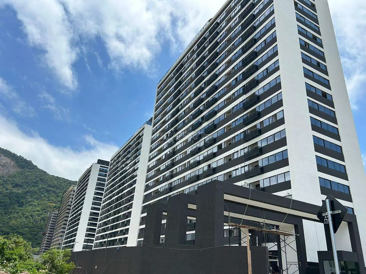 Apartamento em Barra Olímpica — Etehe