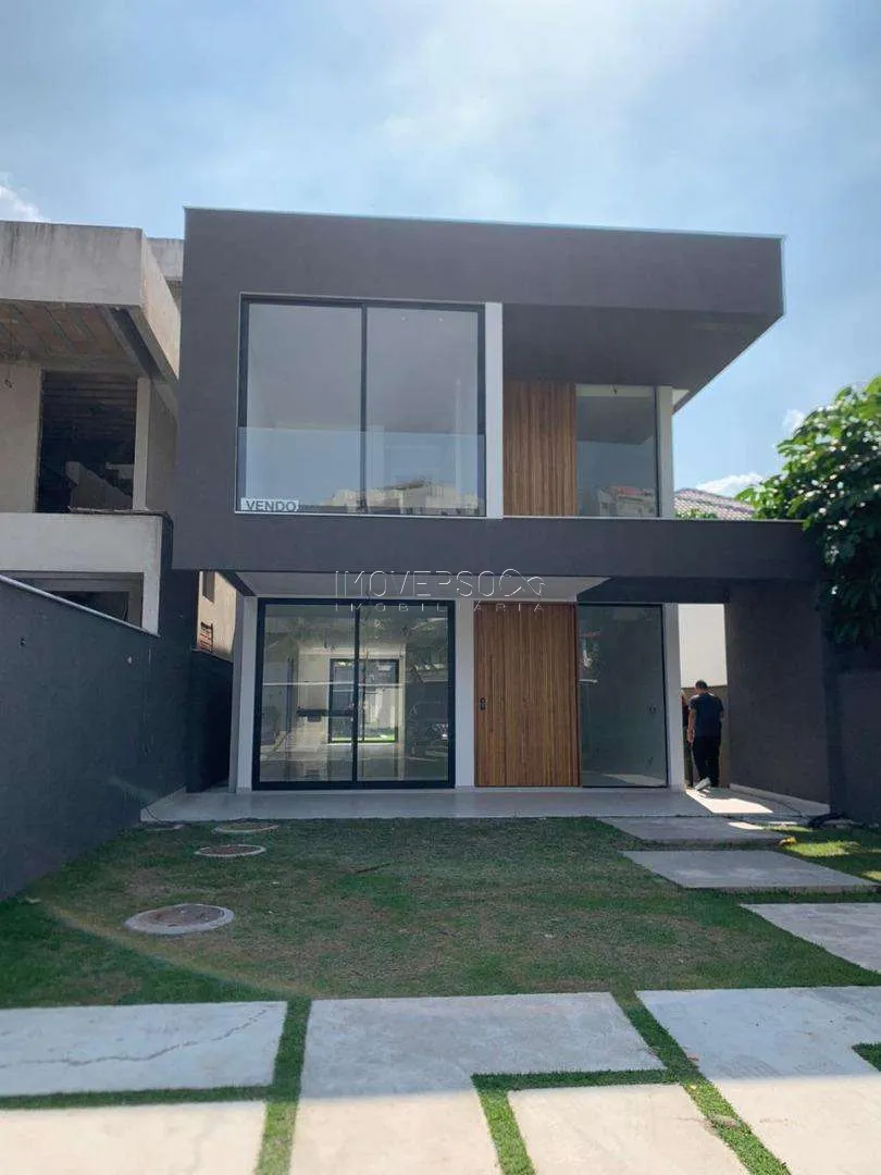 Casa de Condomínio em Barra da Tijuca — Riomar