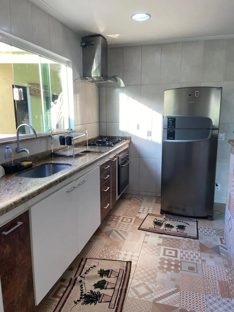 Casa para venda com 4 quartos em Barra de Guaratiba com 250m²
