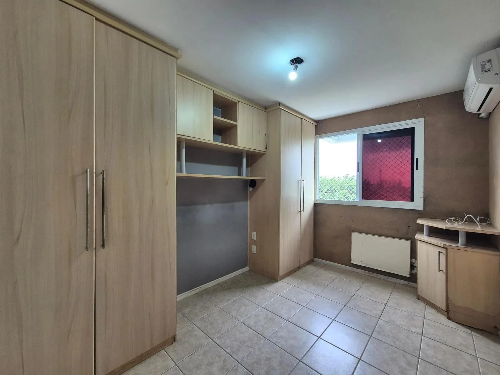 Apartamento para locação com 2 quartos em Recreio dos Bandeirantes com 67m²