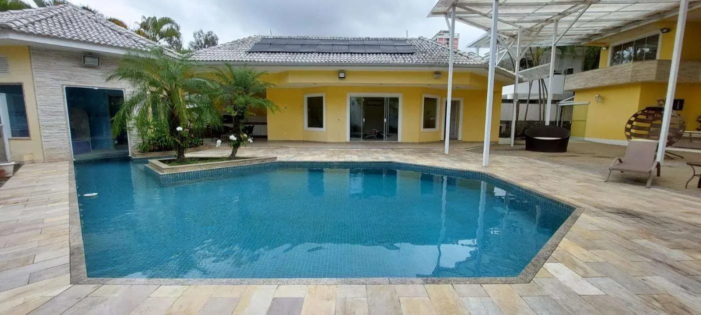 Casa de Condomínio em Barra da Tijuca — Novo Leblon