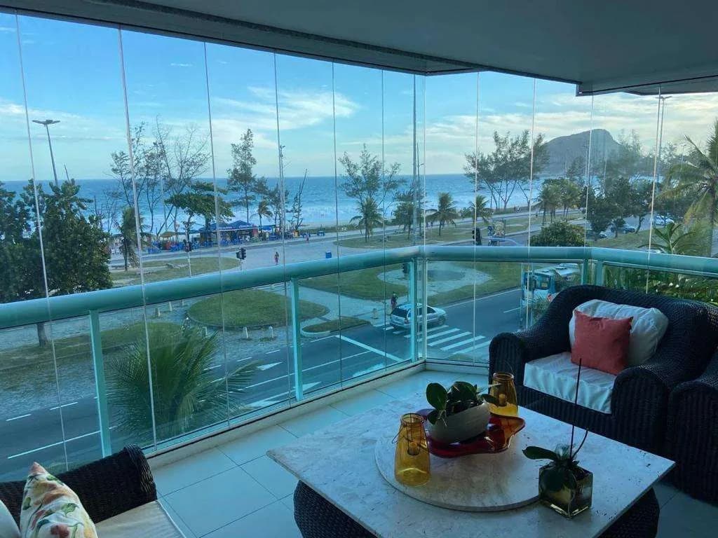 Apartamento em Recreio dos Bandeirantes — Gleba B