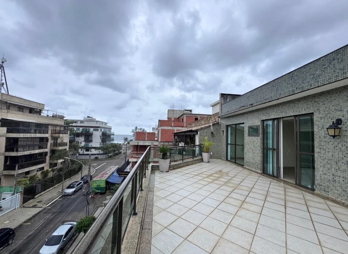 Oportunidade com vista mar e direito a laje.