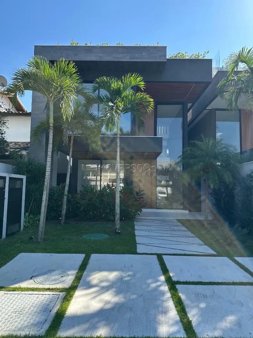 Casa de Condomínio em Barra da Tijuca — INTERLAGOS DE ITAÚNA