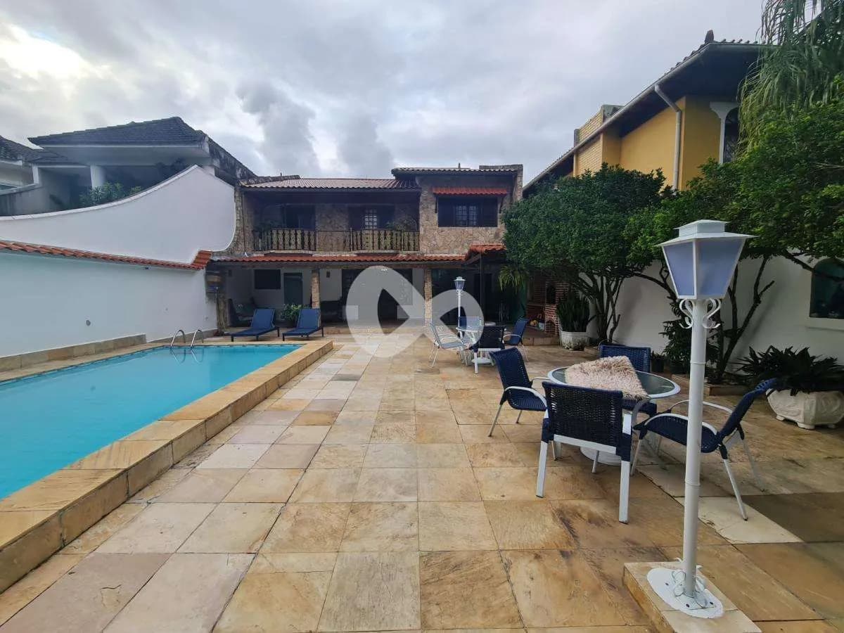 Casa de Condomínio em Barra da Tijuca — Santa Marina