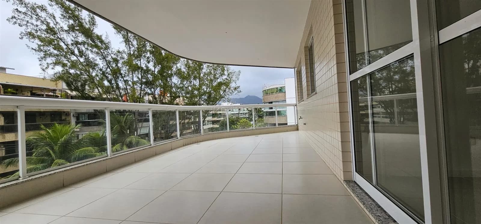 Apartamento em Recreio dos Bandeirantes — Gleba B