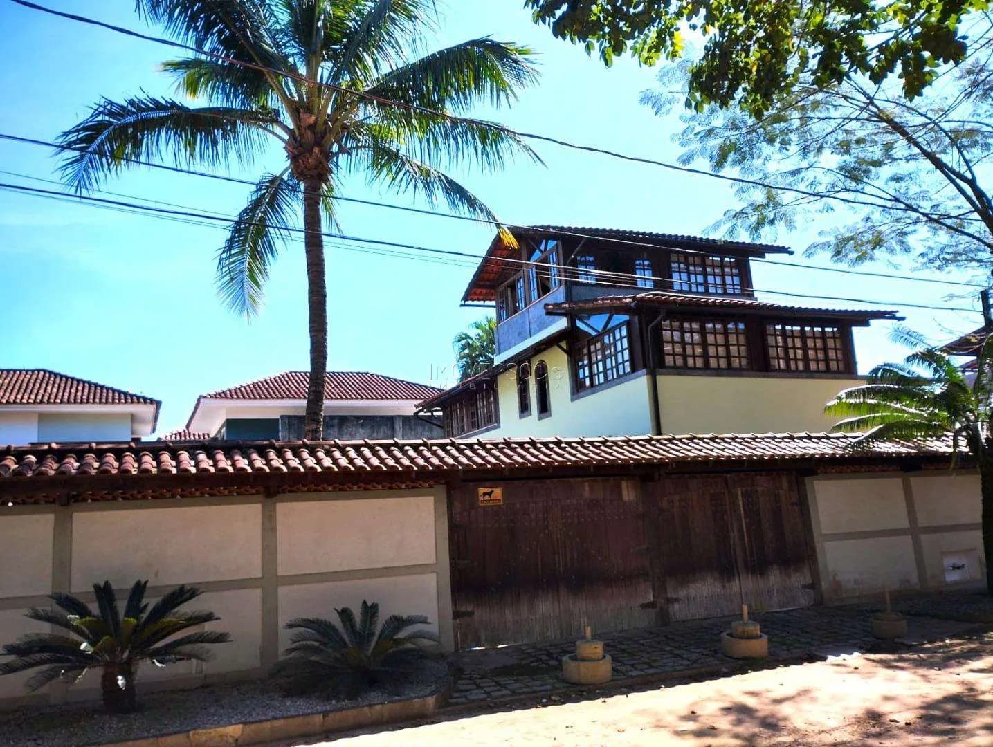 Casa em Vargem Pequena