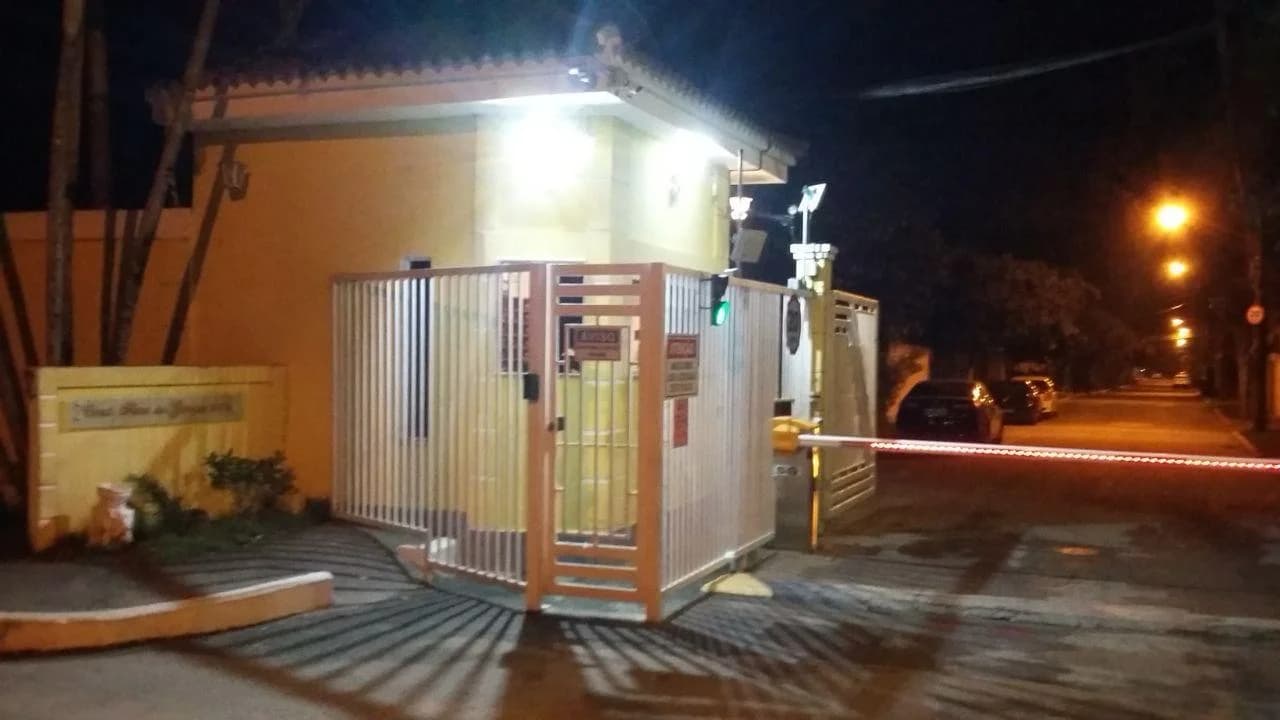 Casa para venda com 4 quartos em Ilha de Guaratiba com 200m²
