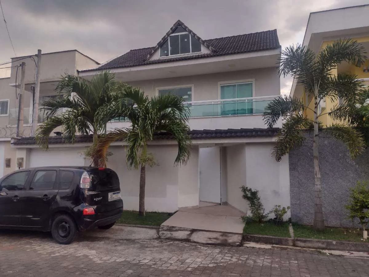Casa em Vargem Pequena