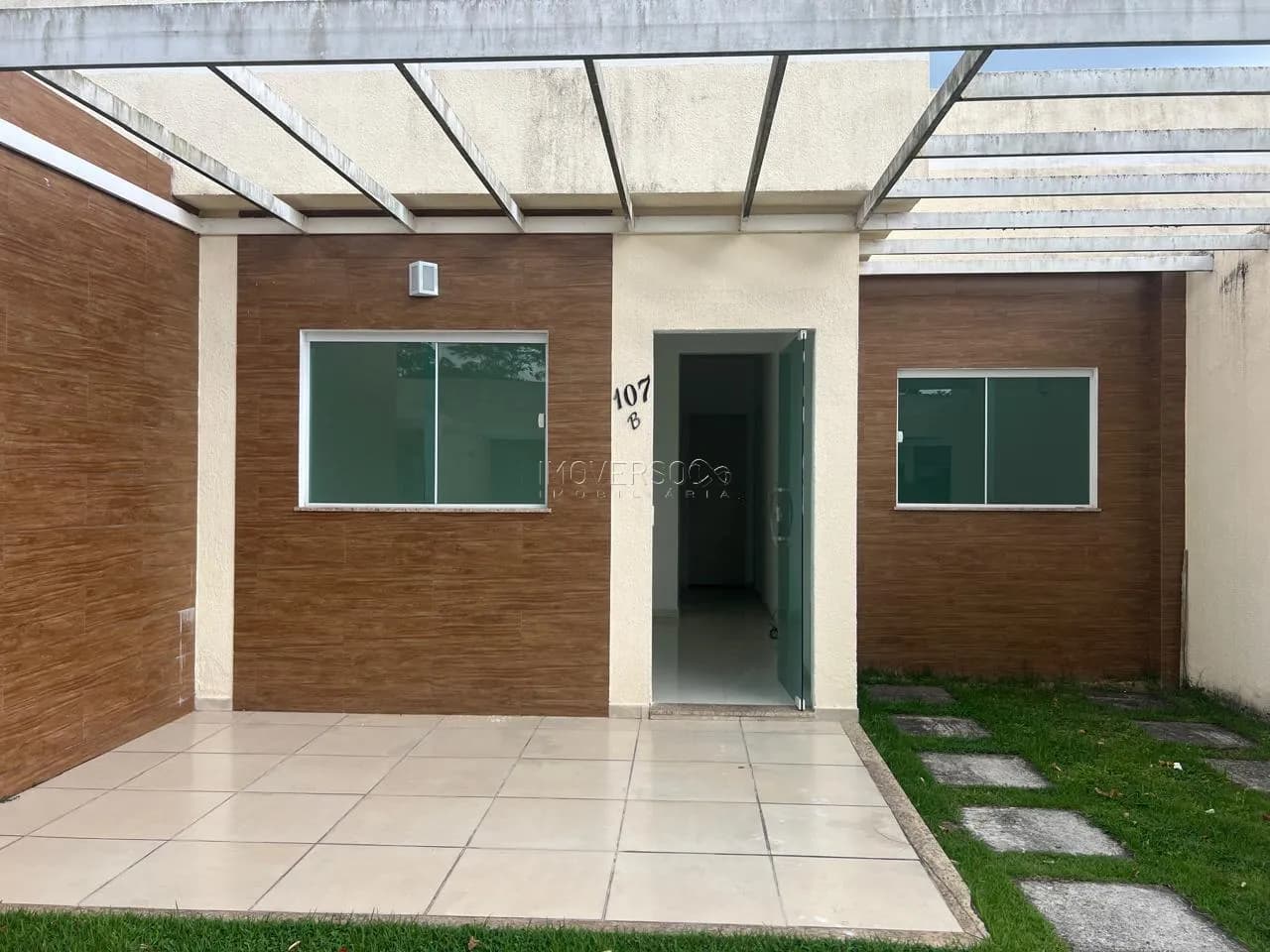 Casa de Condomínio em Campo Grande — Cantagalo