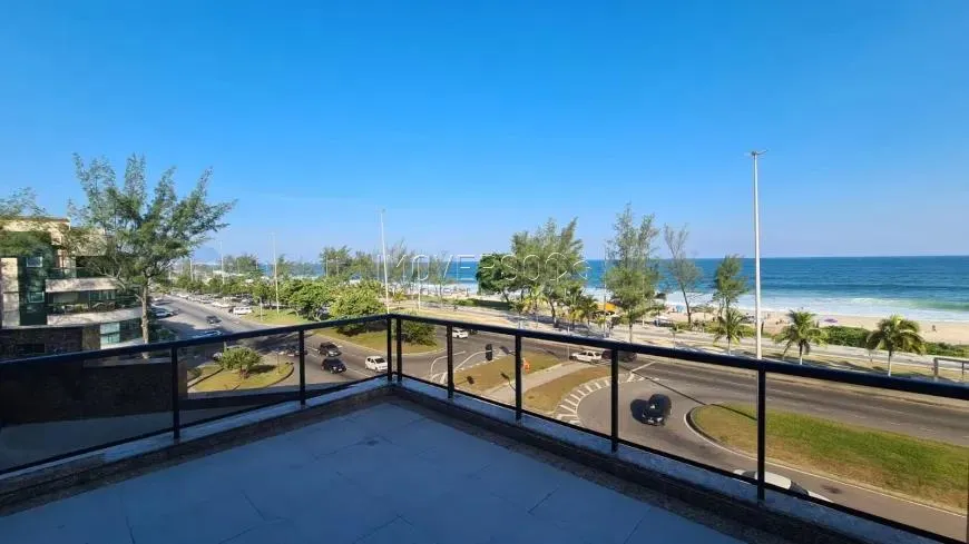 Cobertura em Recreio dos Bandeirantes — Gleba B