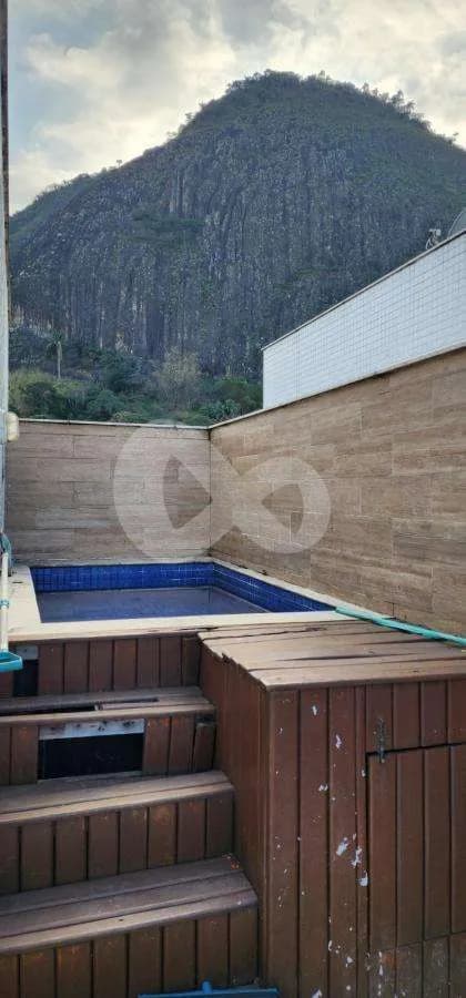 Cobertura em Vargem Pequena