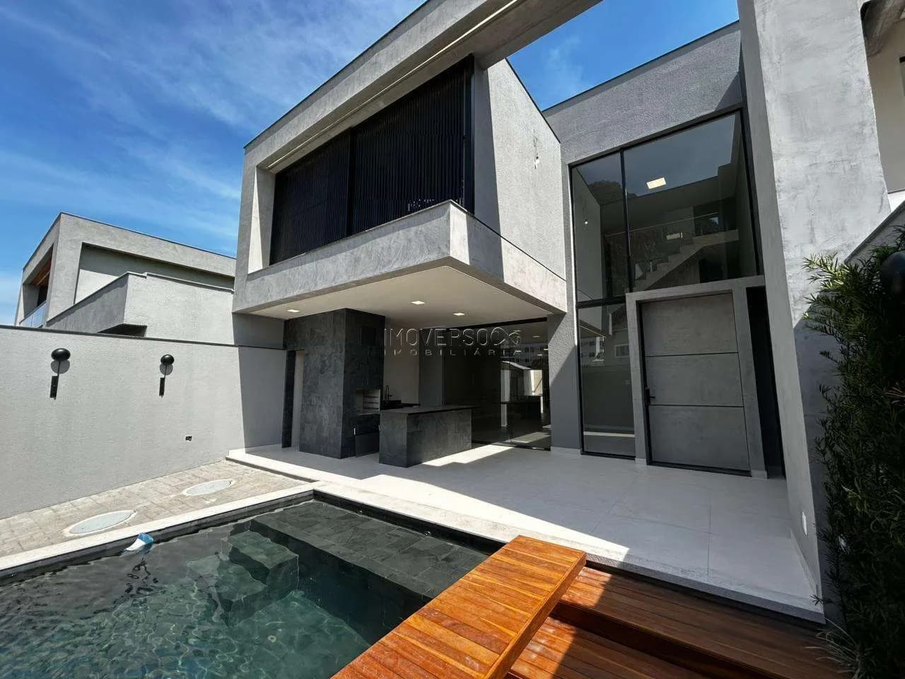 Casa de Condomínio em Vargem Pequena — Residencial Tangarás Recreio