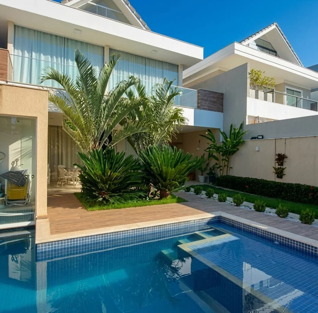 Casa triplex com 5 quartos no ArtLife