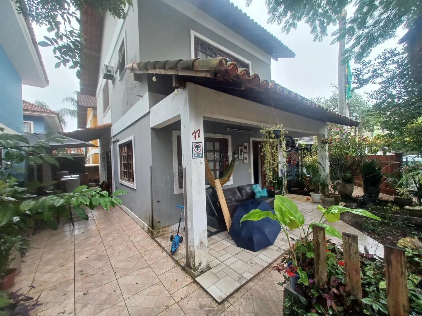 Casa de Condomínio em Vargem Pequena — VEREDAS