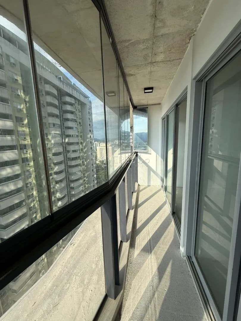 Apartamento em Recreio dos Bandeirantes — WIDE