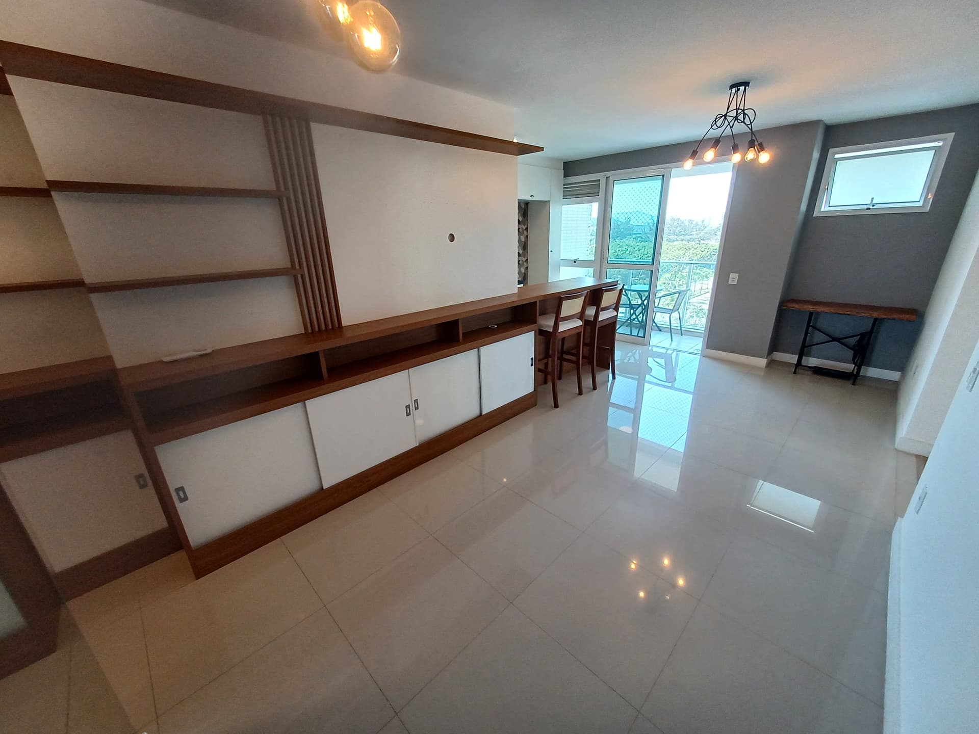 Apartamento para venda e locação com 2 quartos em Barra da Tijuca com 80m²