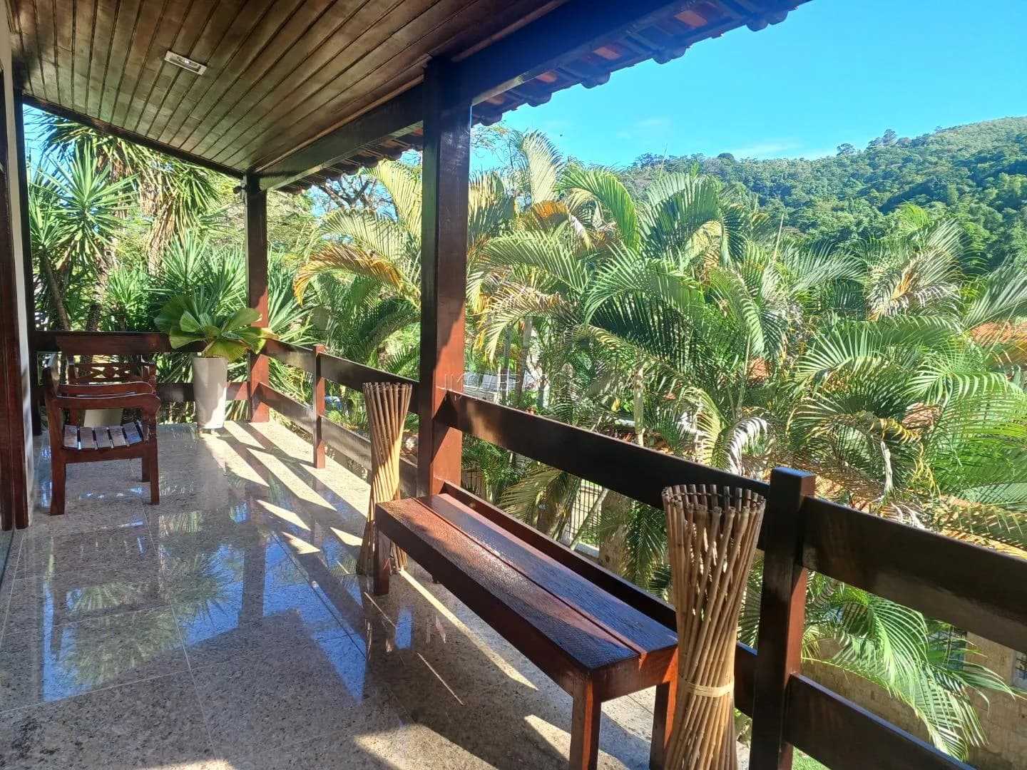 Casa de Condomínio em Jacarepaguá — Floresta da Serra