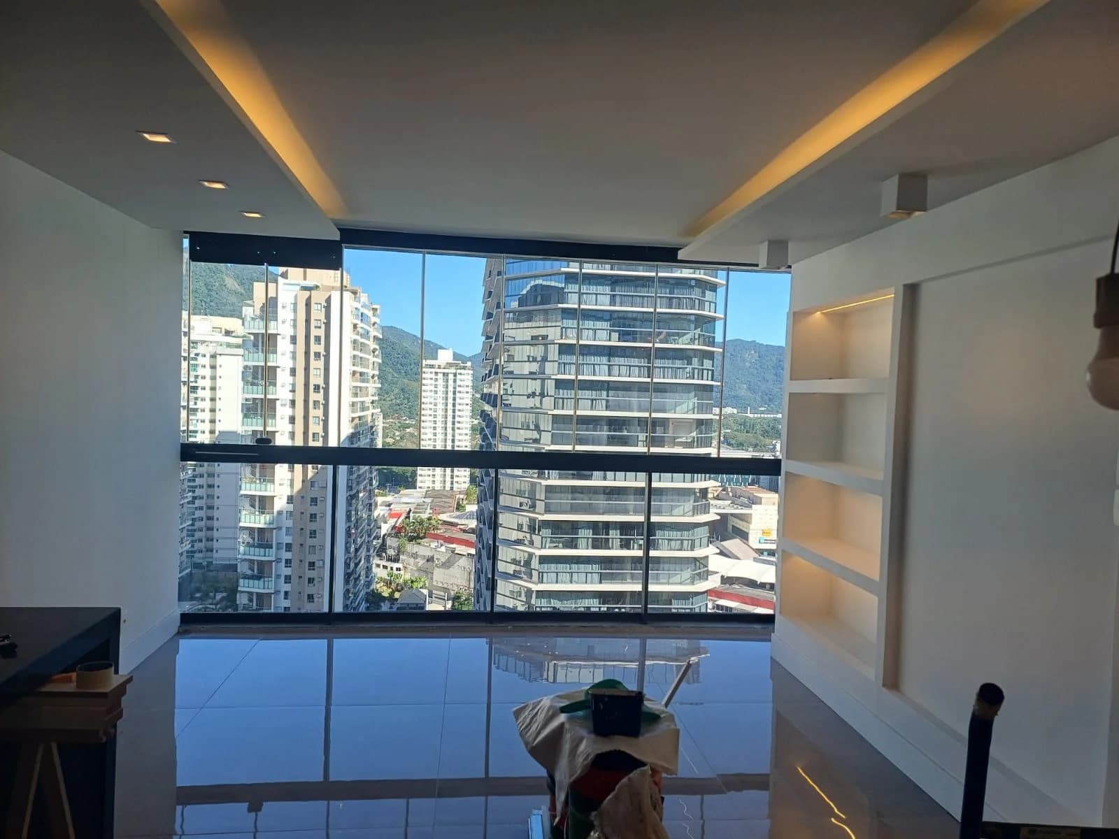 Apartamento para locação com 2 quartos em Recreio dos Bandeirantes com 82,59m²